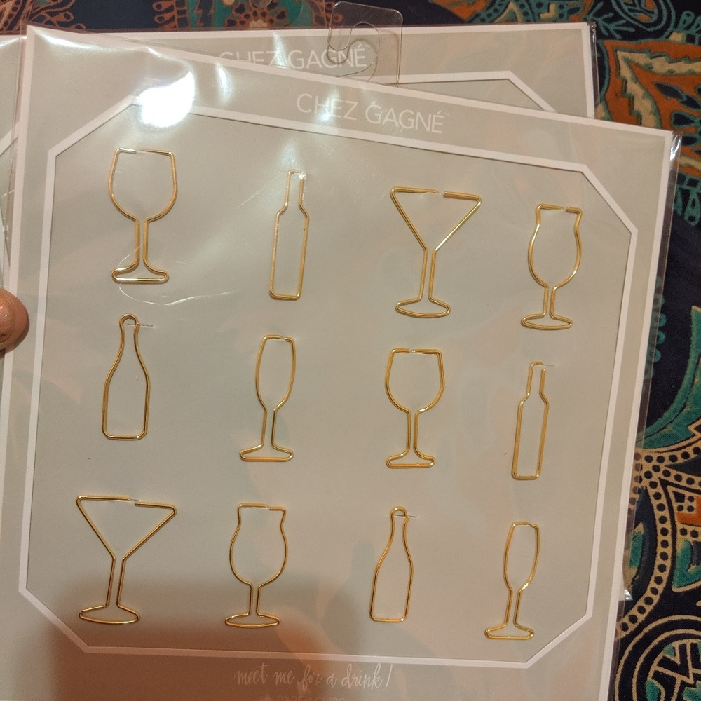 Meet me for a drink paper clips
